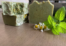 Load image into Gallery viewer, Deodorizing Cucumber&amp;Herb Soap
