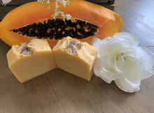 Load image into Gallery viewer, Papaya&amp;Aloe Soap
